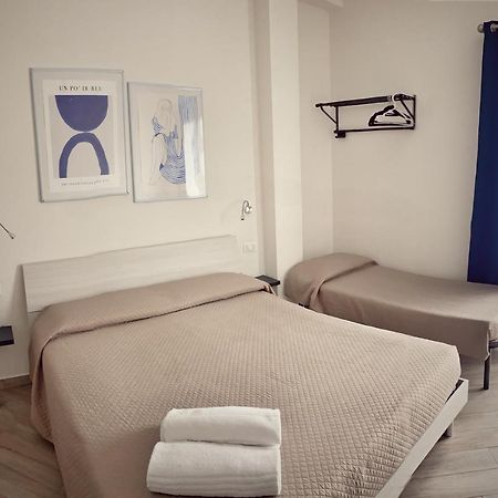 Domoblu Camere In Centro Tortoli Bagian luar foto