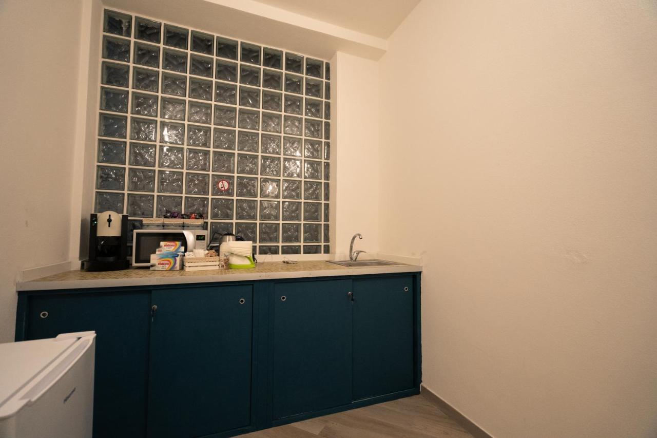 Domoblu Camere In Centro Tortoli Bagian luar foto