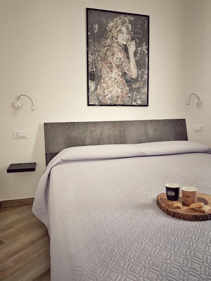 Domoblu Camere In Centro Tortoli Bagian luar foto